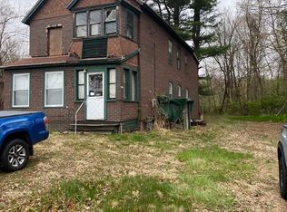 976 Springfield St, Feeding Hills, MA 01030