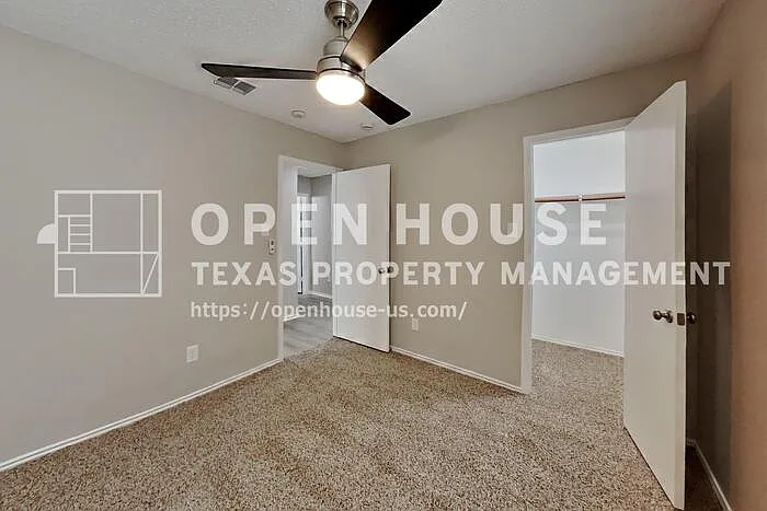 4940 Waterford Dr — Photo 16