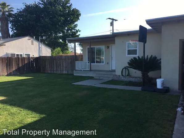 536 N Welch Dr, Tulare, CA 93274