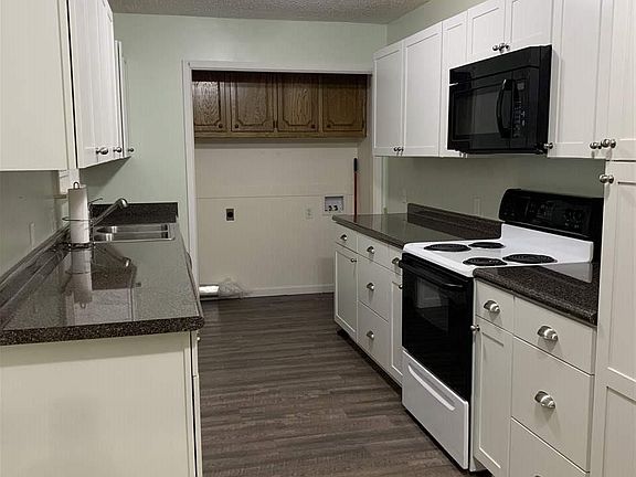 3rd image of 7 A&b Stonewall Ct