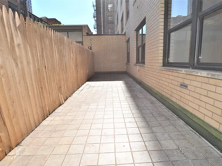 333 E 49th St #LOBT — Photo 10