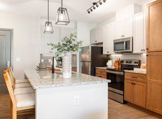Bristol Court, Hanover, MD 21076