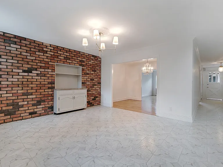 285 Carroll St #1 — Photo 13