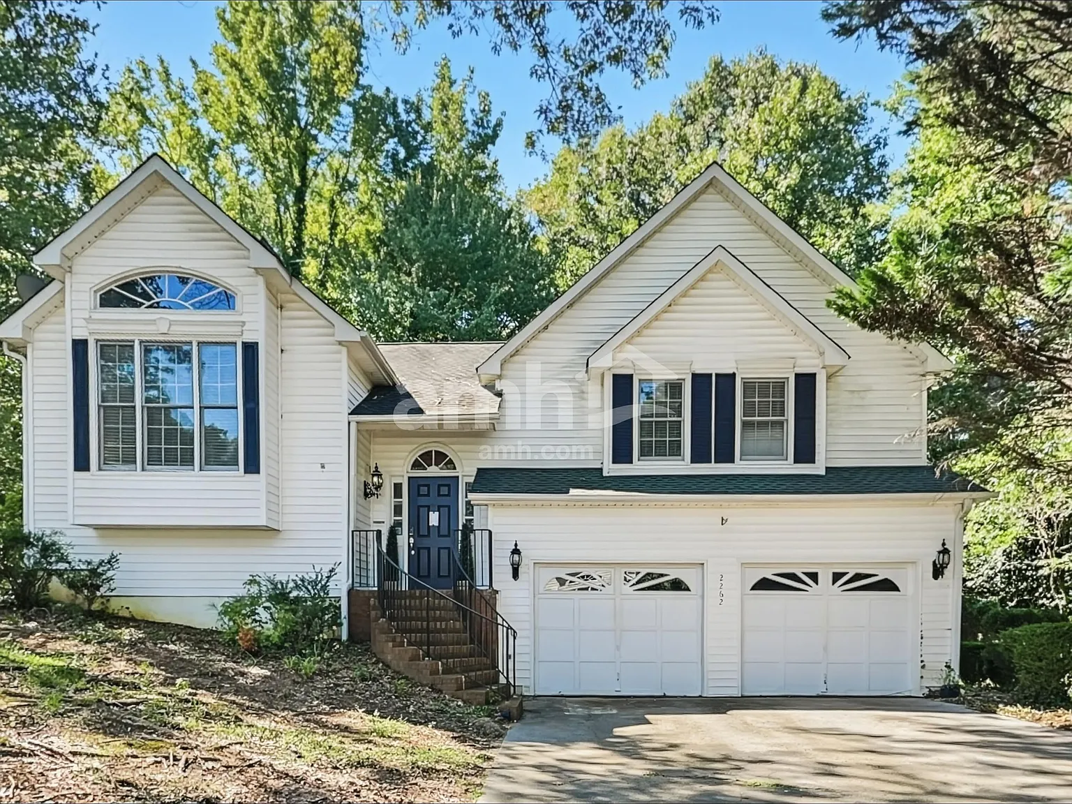 4 bed, 3.0 bath, 3400 sqft, $3,020 — Photo 1