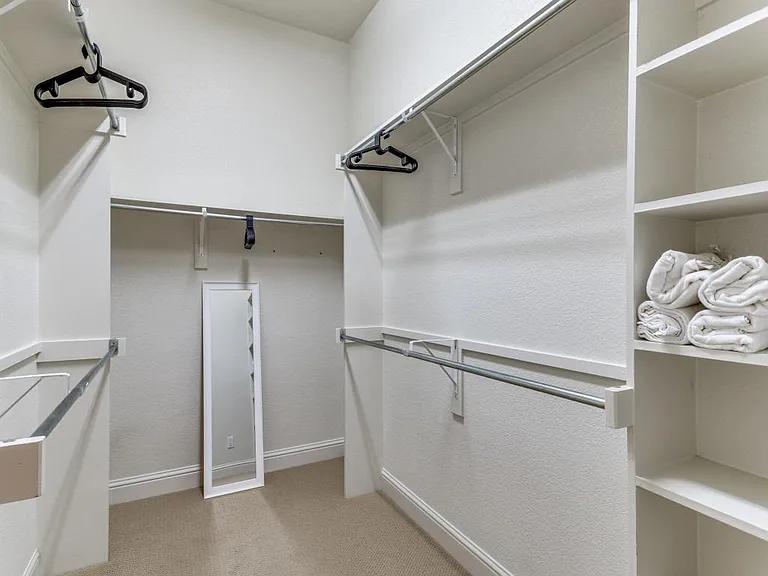 7935 Osborn Pkwy — Photo 8