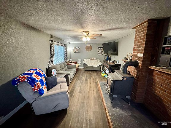 4th image of 150 E Reed St