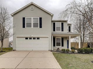 1204 Maple Run Dr, Sheridan, IN 46069