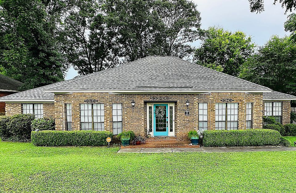Front of house, street view