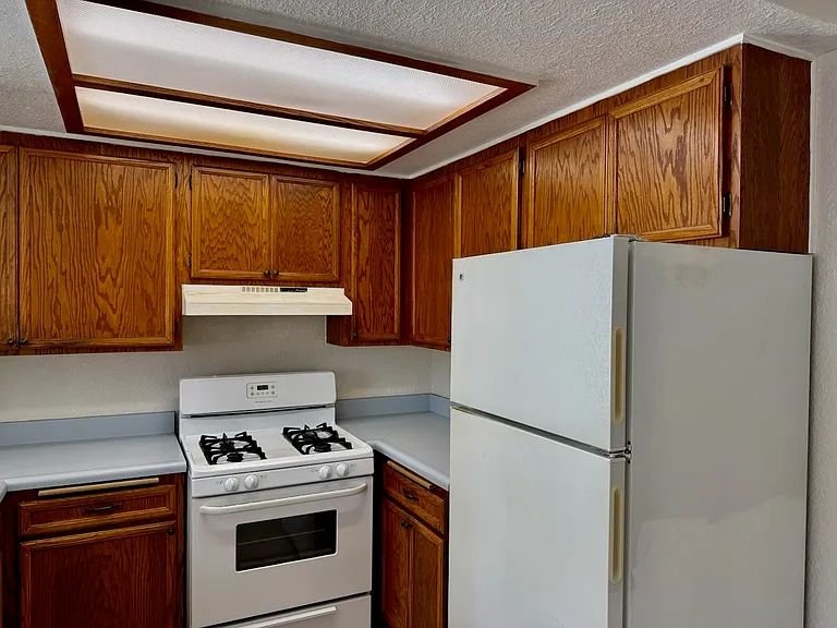3549 Reynard Way #11 — Photo 7