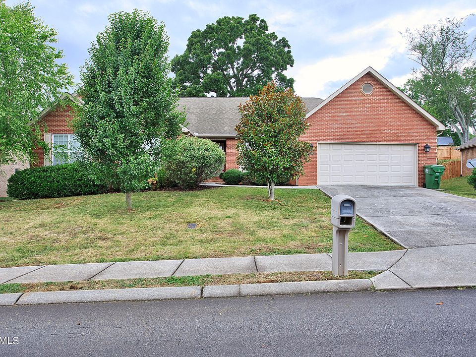 1st image of 2627 Brantley Park Blvd