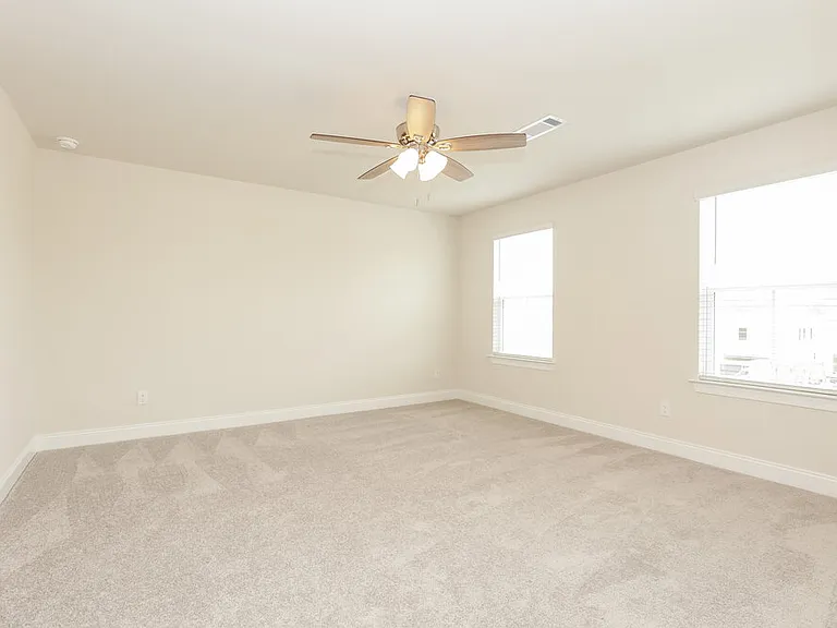 1612 Espy Aly — Photo 11