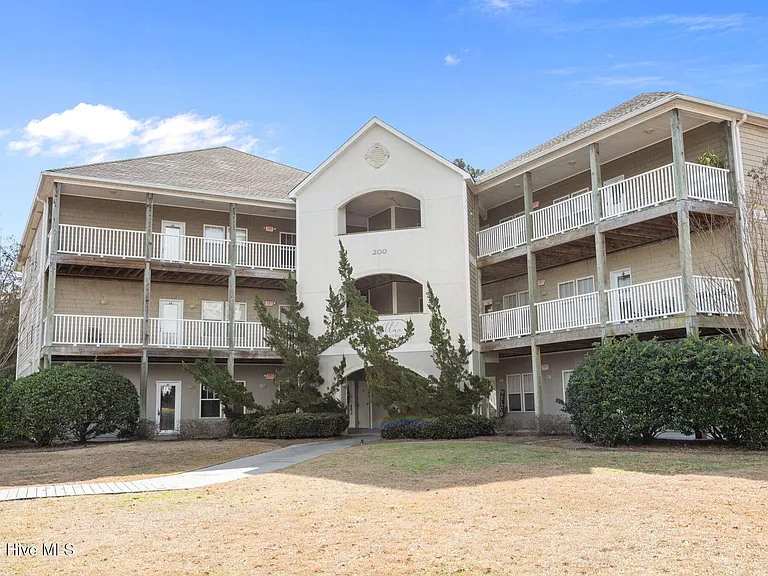 200 Lighthouse Ln #B3 — Photo 2