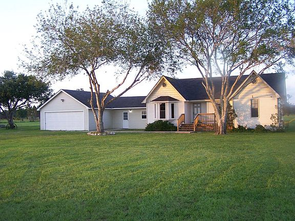 2nd image of 183 Meadowlane Dr