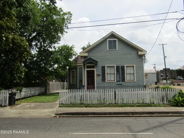 120 W Saint Peter St, New Iberia, LA 70560