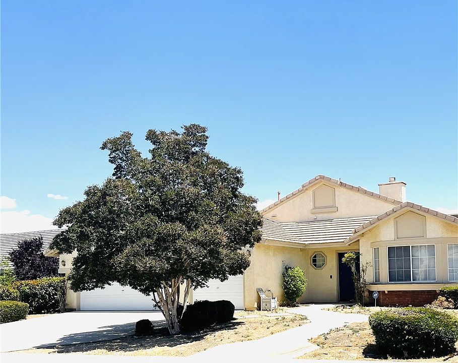 1st image of 12717 Snake River Dr