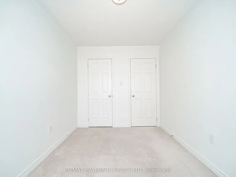 235 S Unionville Ave — Photo 28