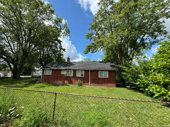 3232 S Hamaker St, Marion, IN 46953