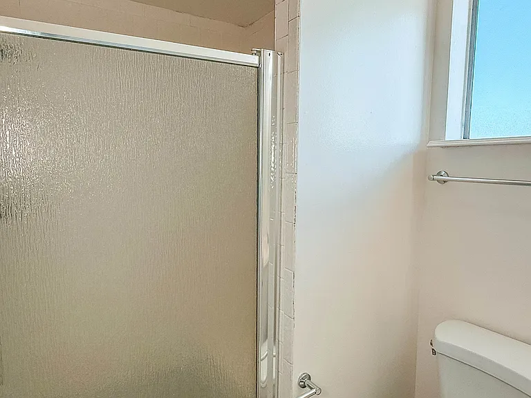 4520 Mesa Dr — Photo 20