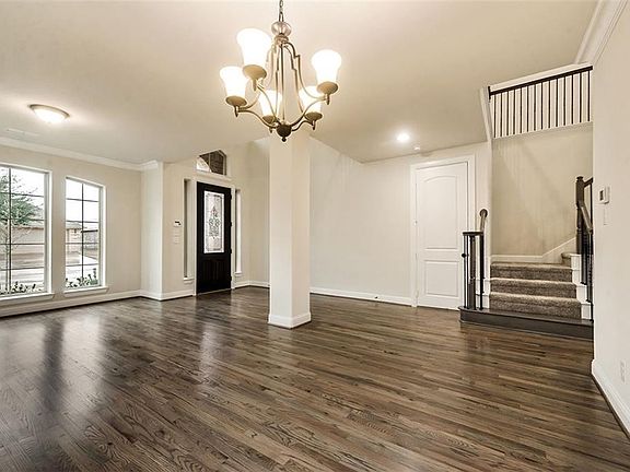 5th image of 15604 Gatehouse Dr