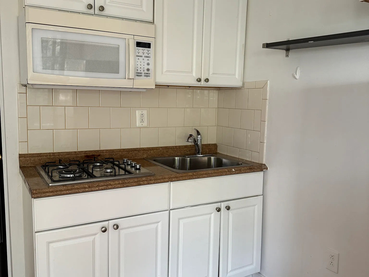 Studio, 500 sqft, $875 — Photo 1