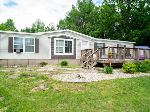 34 Lauradee Dr, Plattsburgh, NY 12901