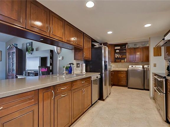 4th image of 5035 Paloma Dr