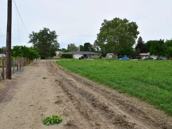 NE Estate Blvd, Fruitland, ID 83619