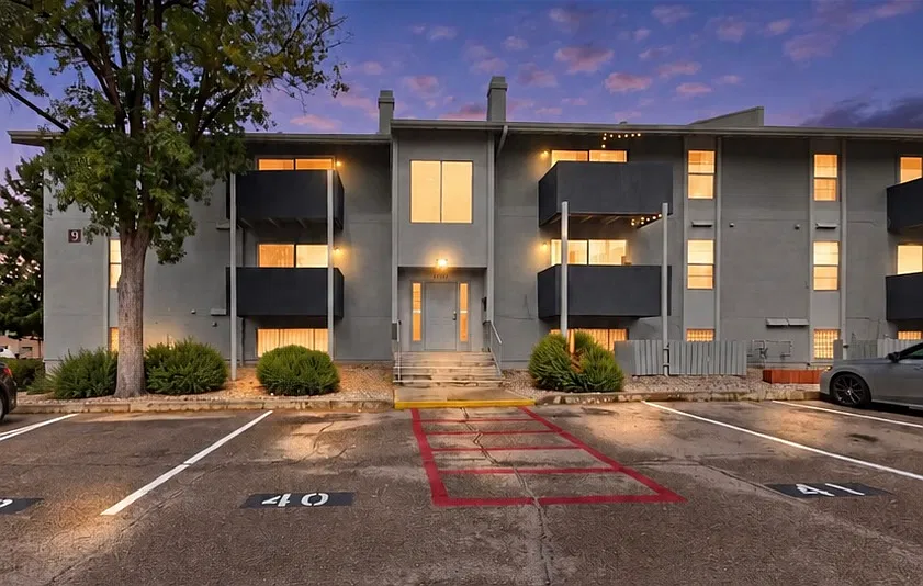 3845 Montgomery Blvd NE — Photo 1