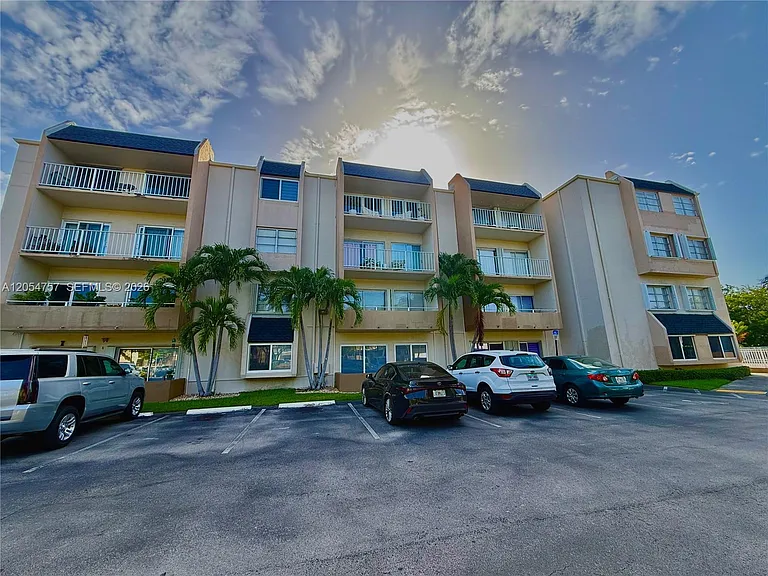 7755 SW 86th St #C-303 — Photo 16