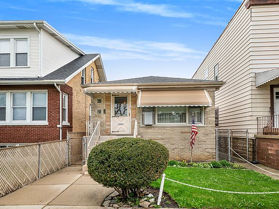 2nd image of 2429 N Newcastle Ave