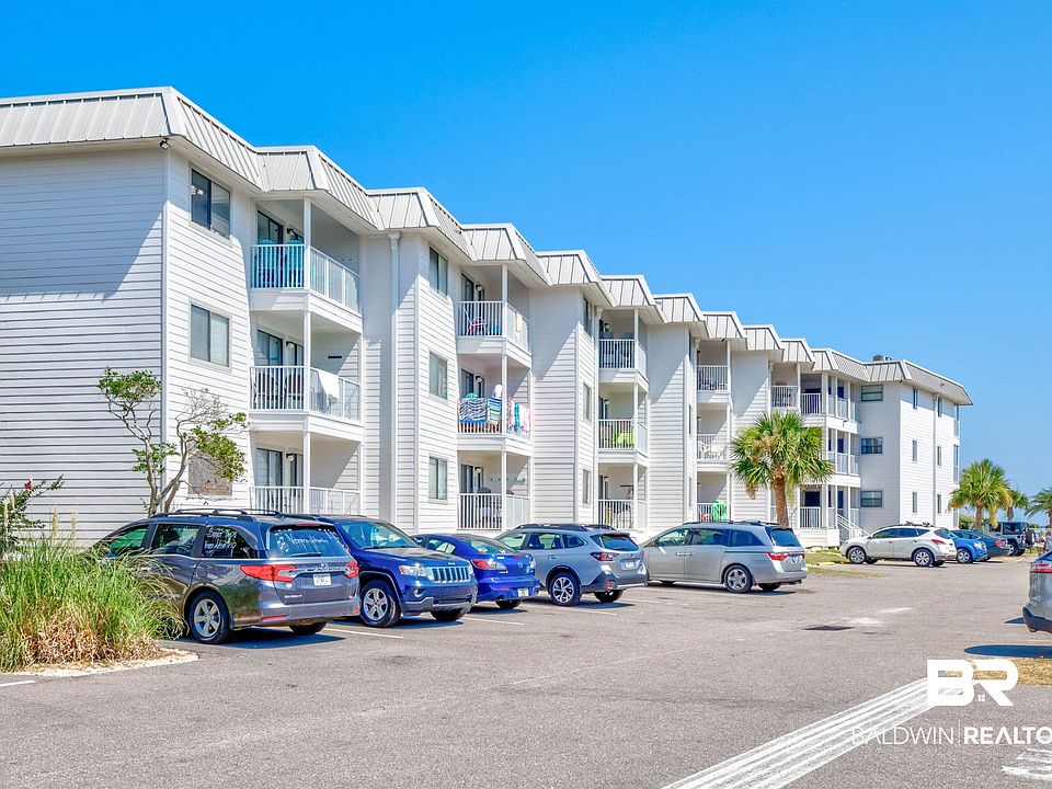 1st image of 400 Plantation Rd #2105