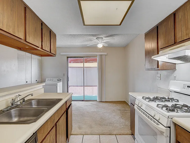 401-N-Lamb-Blvd-Apt-H_19_04282026