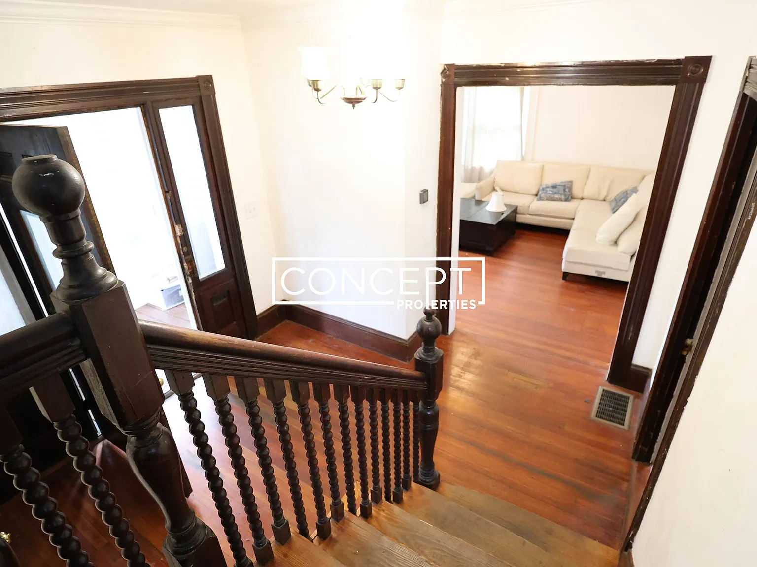 8 bed, $8,900 — Photo 4