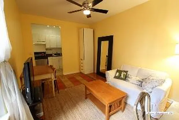 Rented by Maison International | media 38