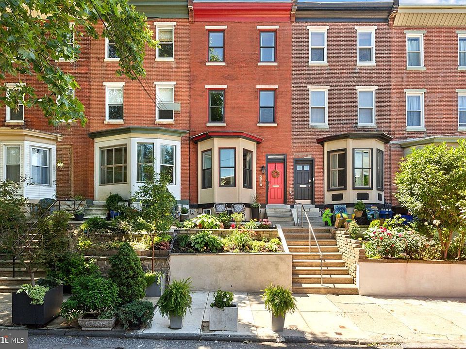 1st image of 2918 Cambridge St