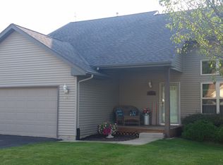 633 Moth St, Pecatonica, IL 61063