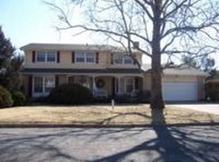 2118 Edgehill Rd, Salina, KS 67401