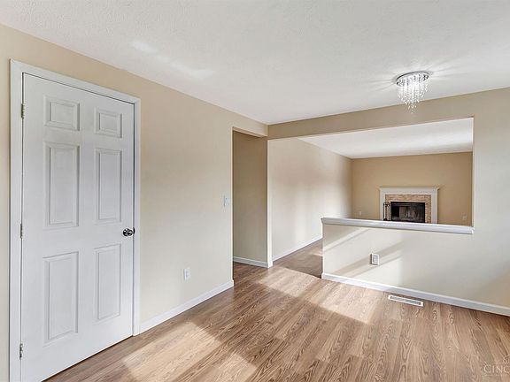 5th image of 212 Fairborn Dr