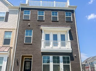 1484 Meadowlark Glen Rd, Dumfries, VA 22026