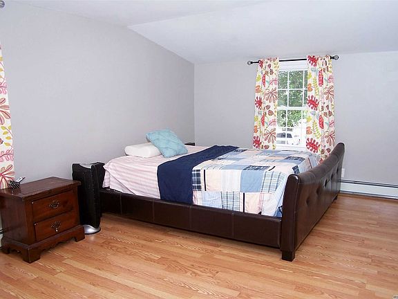 3rd image of 2030 Erma Dr