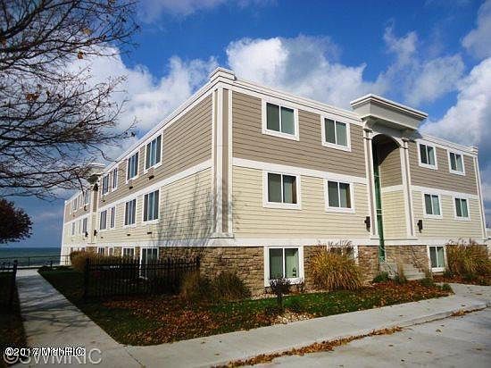 1st image of 223 N Shore Dr APT 302