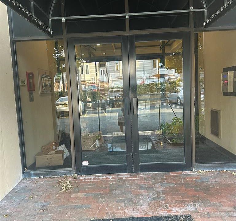 1st image of 200 Division St