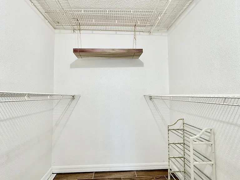 7201 Daggett Ter — Photo 25