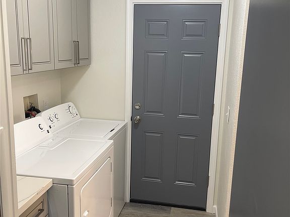 4th image of 8526 32nd Avenue S #146
