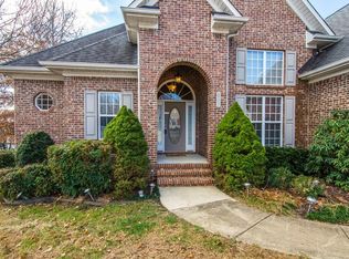 611 Shadowbrook Dr, Columbia, TN 38401