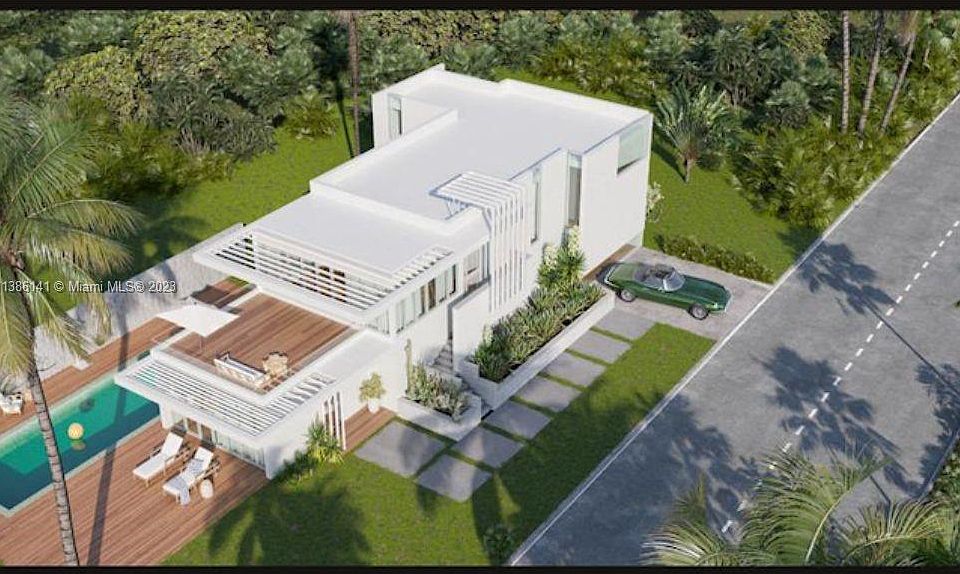2nd image of 300 Surfside Blvd