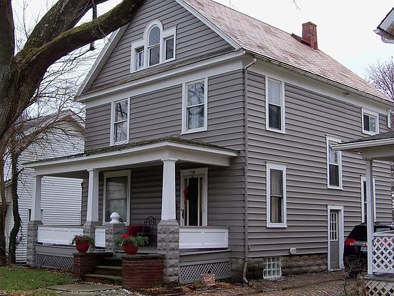 2nd image of 734 Newgarden Ave
