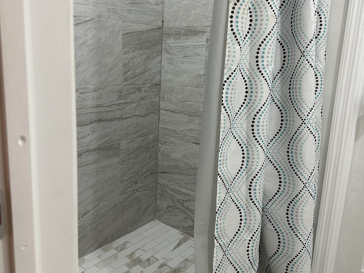 1 bed, $1,100 — Photo 4