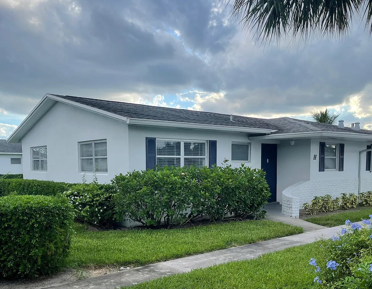 Building Photo - 2716 Emory Dr E #H