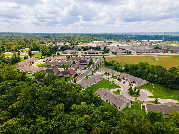 4th image of 5930 Thornhill Cir #5918D